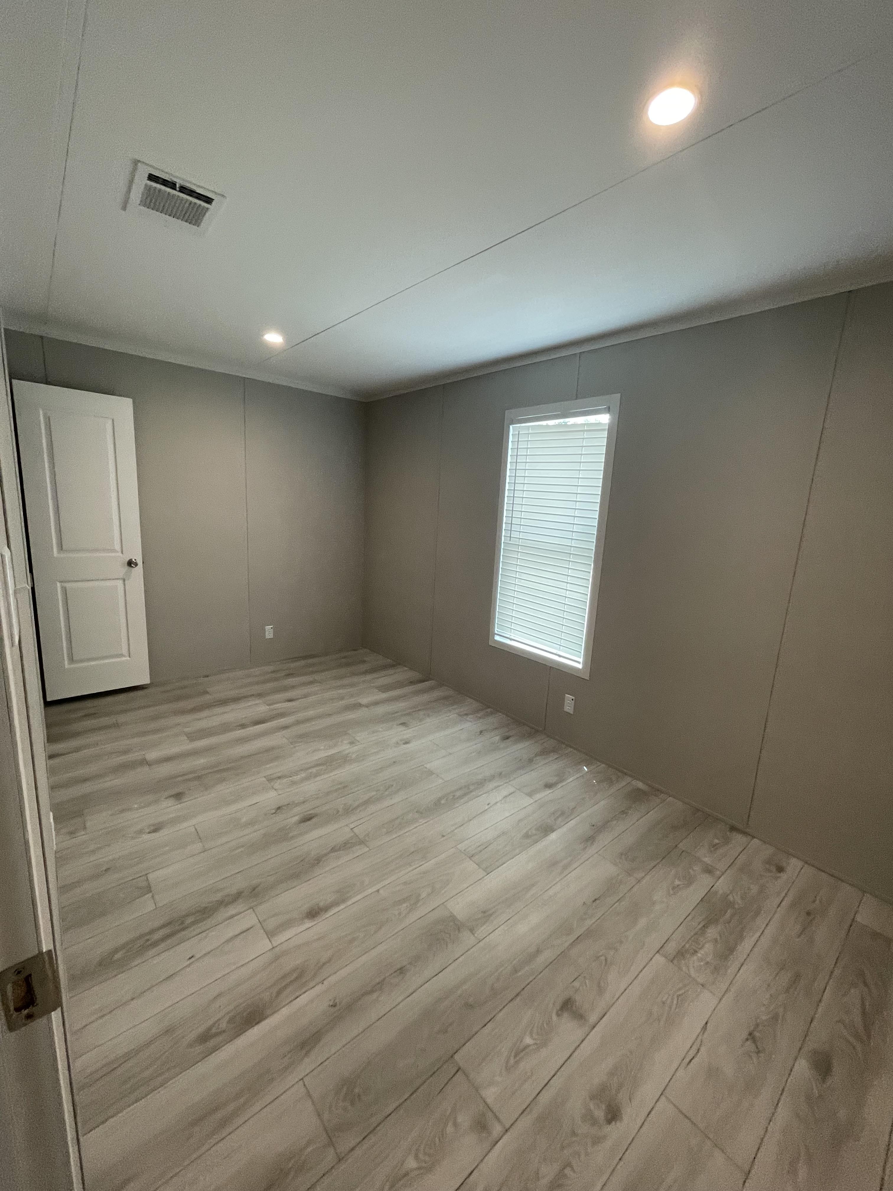 4800 S Foster Rd, Oklahoma City, Oklahoma 73129, 3 Bedrooms Bedrooms, ,2 BathroomsBathrooms,Single Wide,For Sale,S Foster Rd,1357
