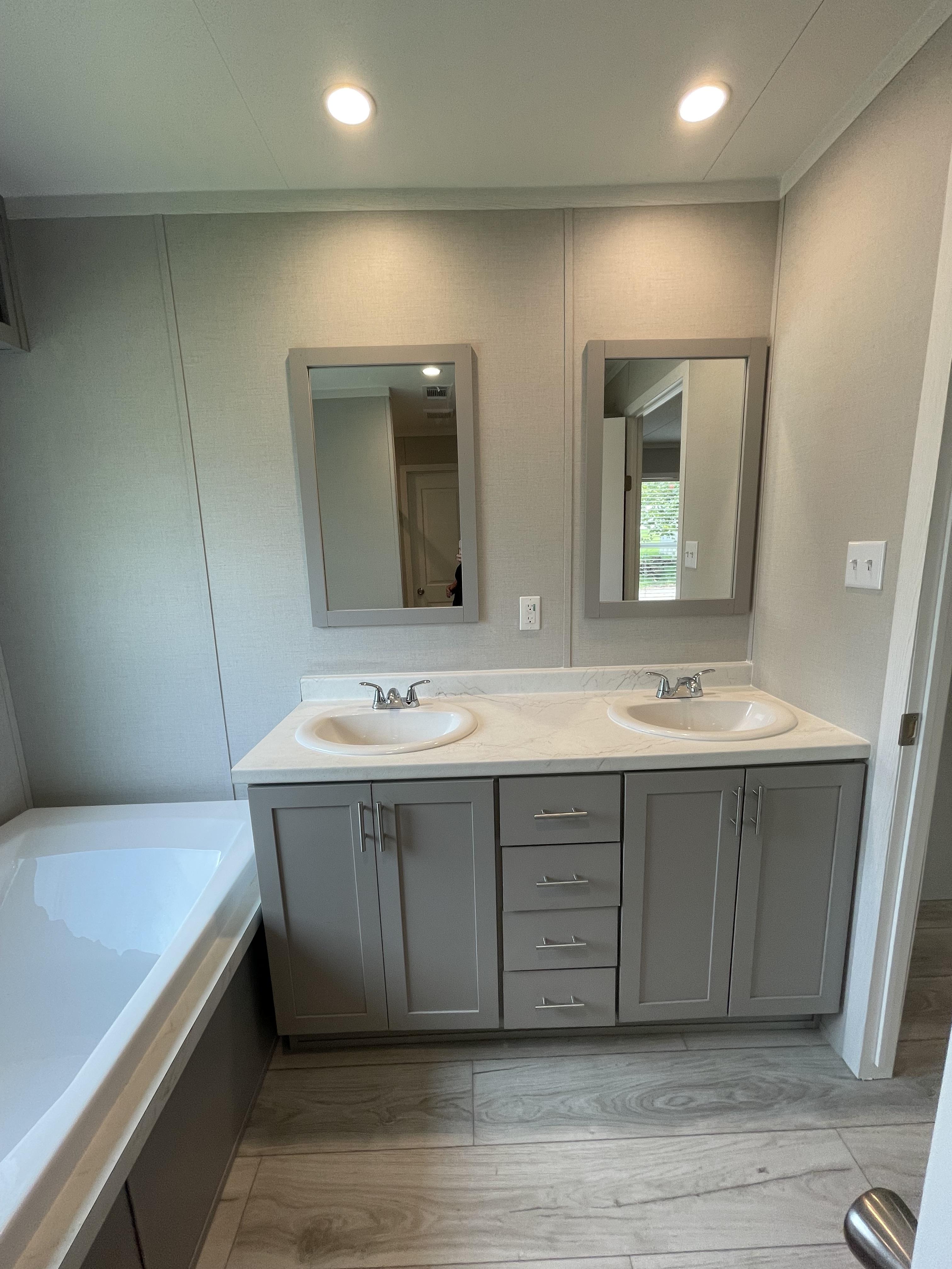 4800 S Foster Rd, Oklahoma City, Oklahoma 73129, 3 Bedrooms Bedrooms, ,2 BathroomsBathrooms,Single Wide,For Sale,S Foster Rd,1357
