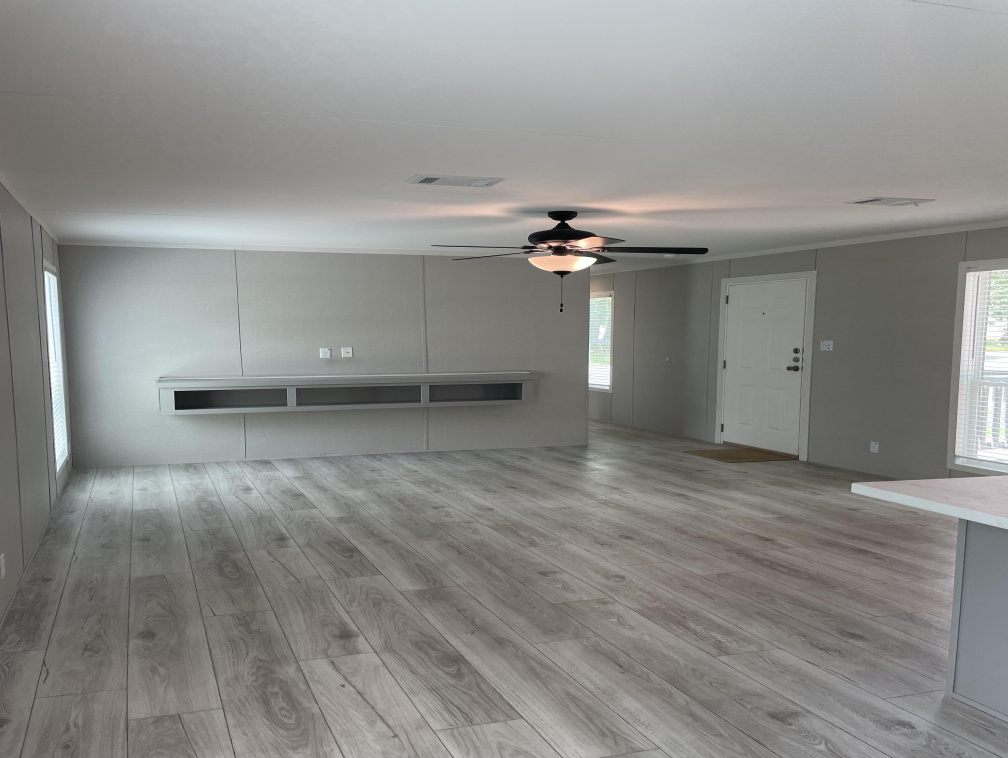 4800 S Foster Rd, Oklahoma City, Oklahoma 73129, 3 Bedrooms Bedrooms, ,2 BathroomsBathrooms,Single Wide,For Sale,S Foster Rd,1357
