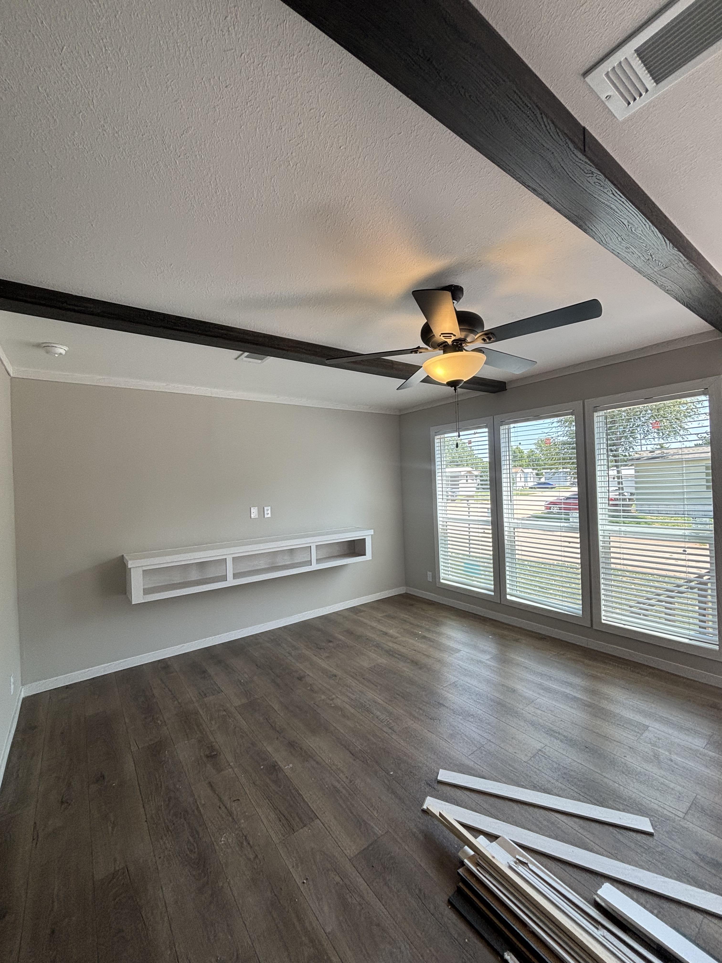 5004 S Eastern Ave, Oklahoma City, Oklahoma 73129, 3 Bedrooms Bedrooms, ,2 BathroomsBathrooms,Single Wide,For Sale,S Eastern Ave,1360