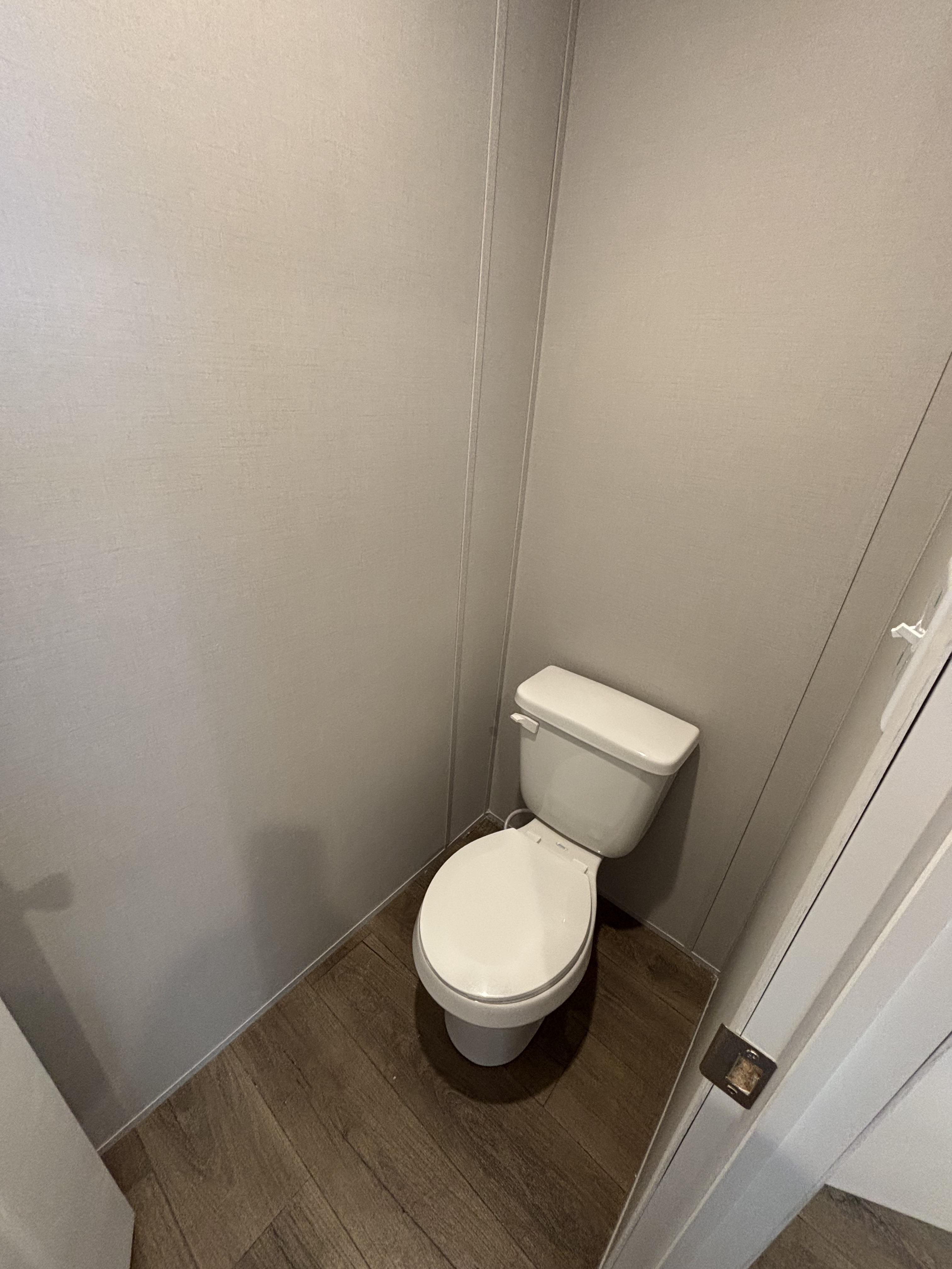 5004 S Eastern Ave, Oklahoma City, Oklahoma 73129, 3 Bedrooms Bedrooms, ,2 BathroomsBathrooms,Single Wide,For Sale,S Eastern Ave,1360