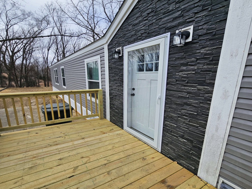 3700 28th St, Sioux City, Iowa 51105, 3 Bedrooms Bedrooms, ,2 BathroomsBathrooms,Single Wide,For Sale,28th St,1361
