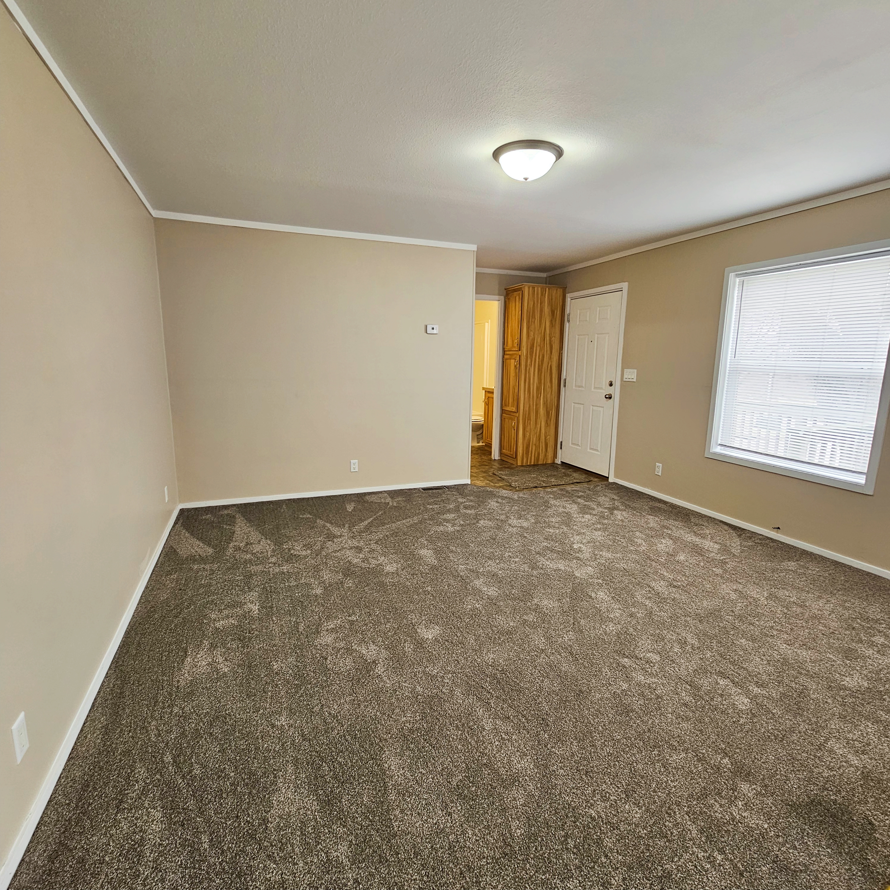 3700 28th St, Sioux City, Iowa 51105, 2 Bedrooms Bedrooms, ,2 BathroomsBathrooms,Single Wide,For Sale,28th St,1365
