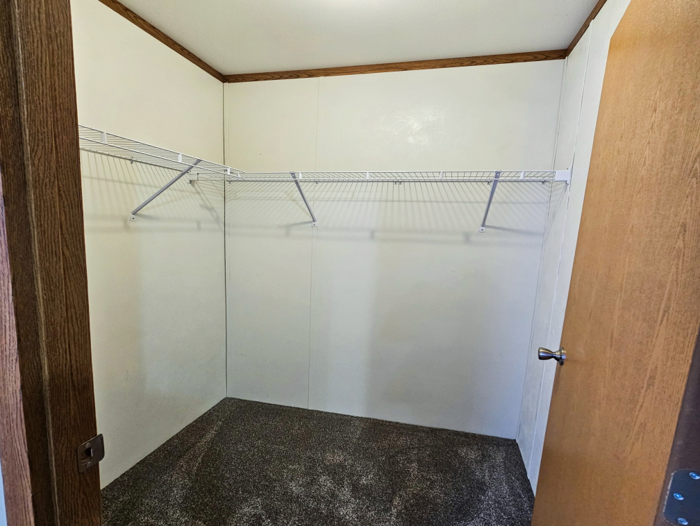 3700 28th St, Sioux City, Iowa 51105, 2 Bedrooms Bedrooms, ,2 BathroomsBathrooms,Single Wide,For Sale,28th St,1365