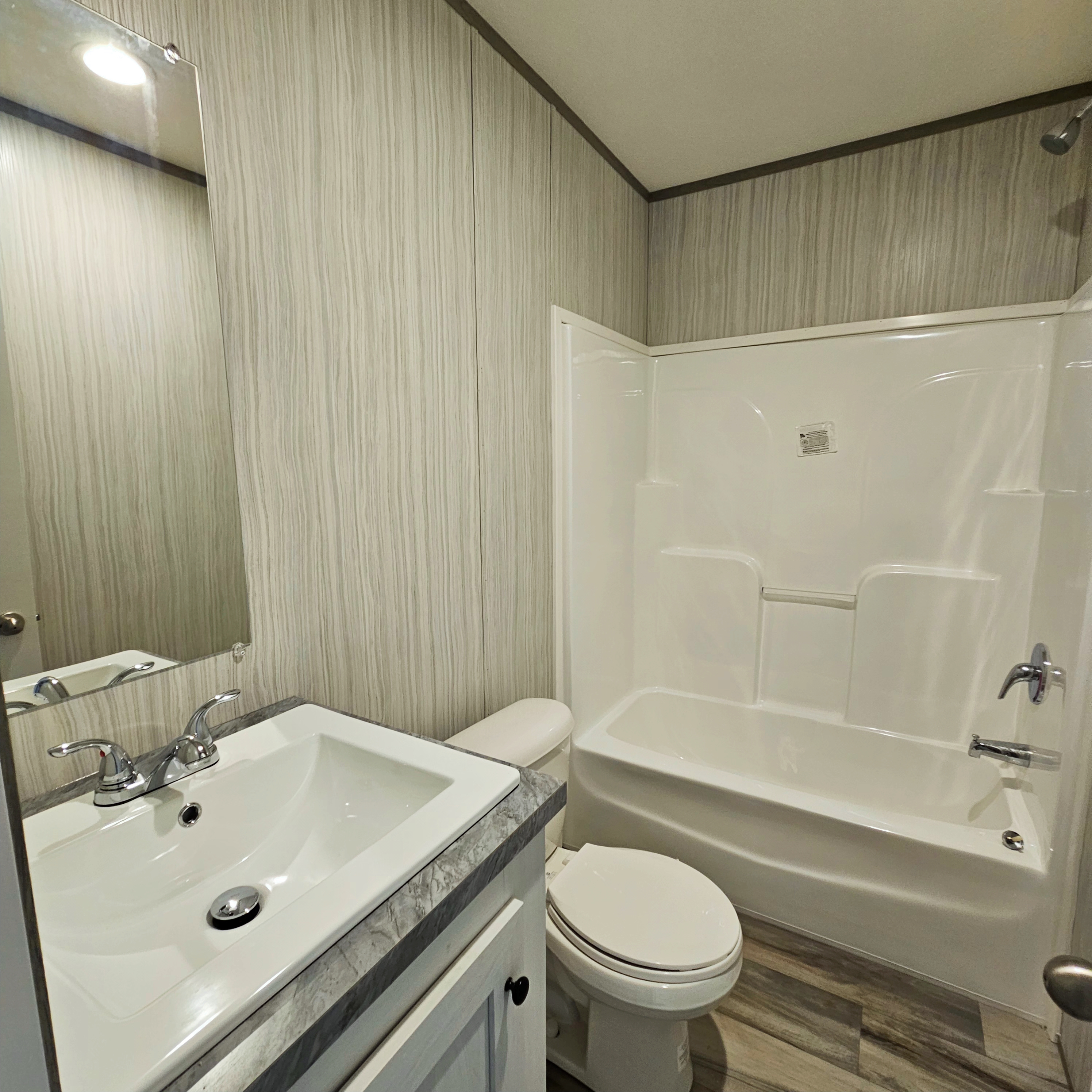 3700 28th St 51105, Sioux City, Iowa 51105, 3 Bedrooms Bedrooms, ,2 BathroomsBathrooms,Single Wide,For Sale,28th St,1366