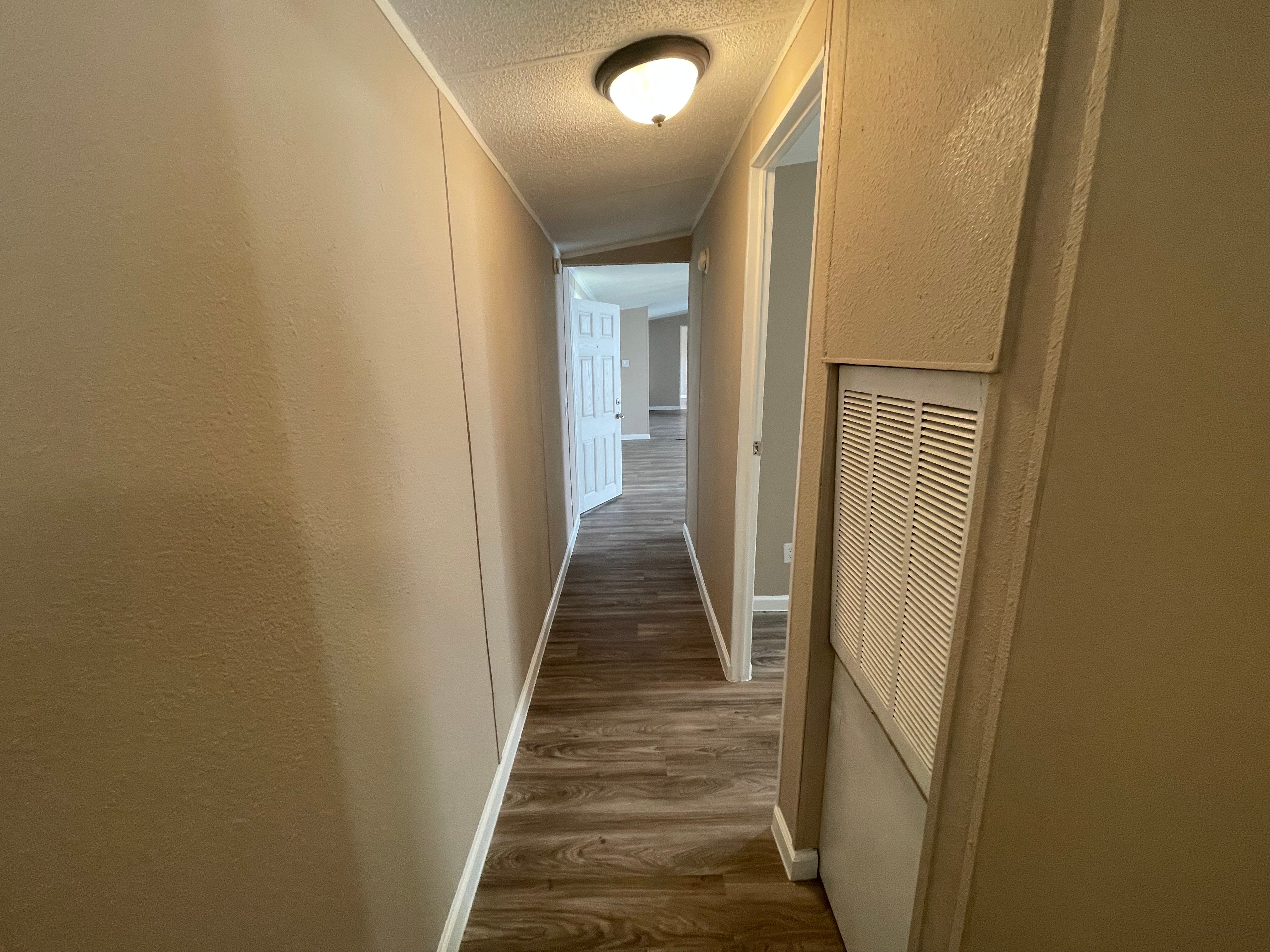 5004 S Eastern Ave, Oklahoma City, Oklahoma 73129, 3 Bedrooms Bedrooms, ,2 BathroomsBathrooms,Single Wide,For Sale,S Eastern Ave,1367