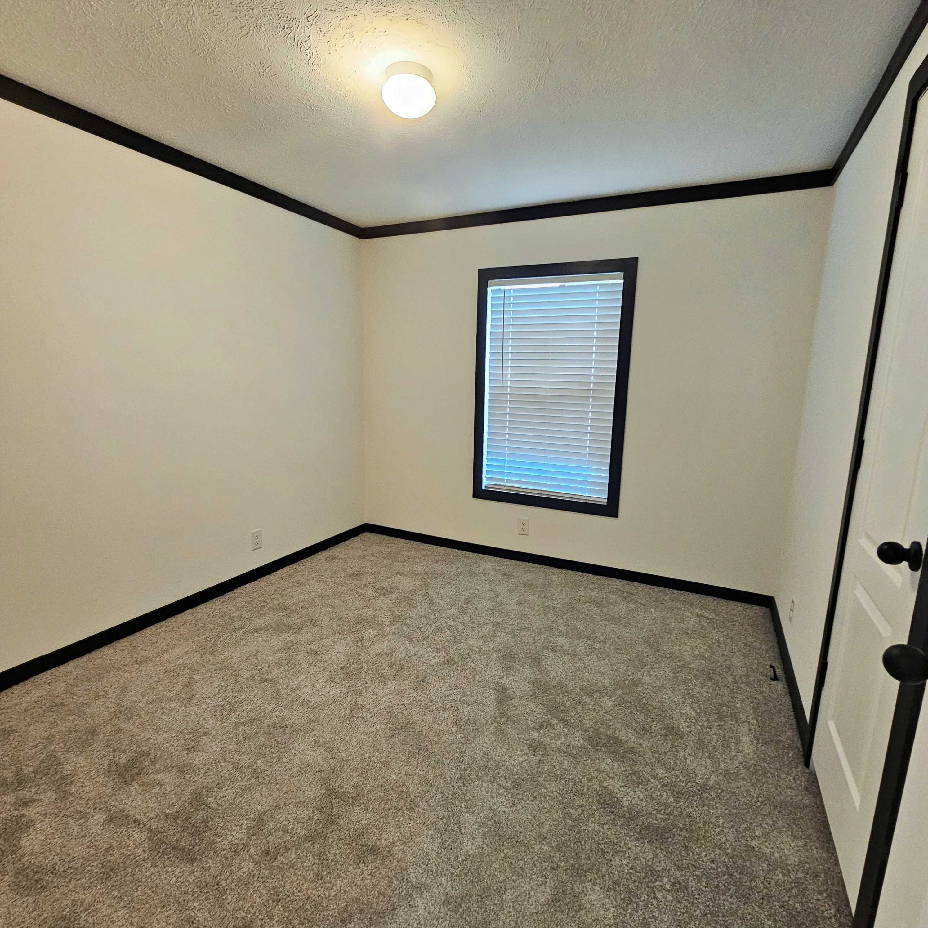 3700 8th Street, Sioux City, Iowa 51105, 3 Bedrooms Bedrooms, ,2 BathroomsBathrooms,Single Wide,For Sale,8th Street ,1369