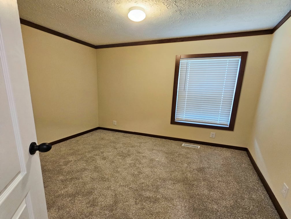 3700 28th Street, Sioux City, Iowa 51105, 3 Bedrooms Bedrooms, ,2 BathroomsBathrooms,Single Wide,For Sale,28th Street,1370