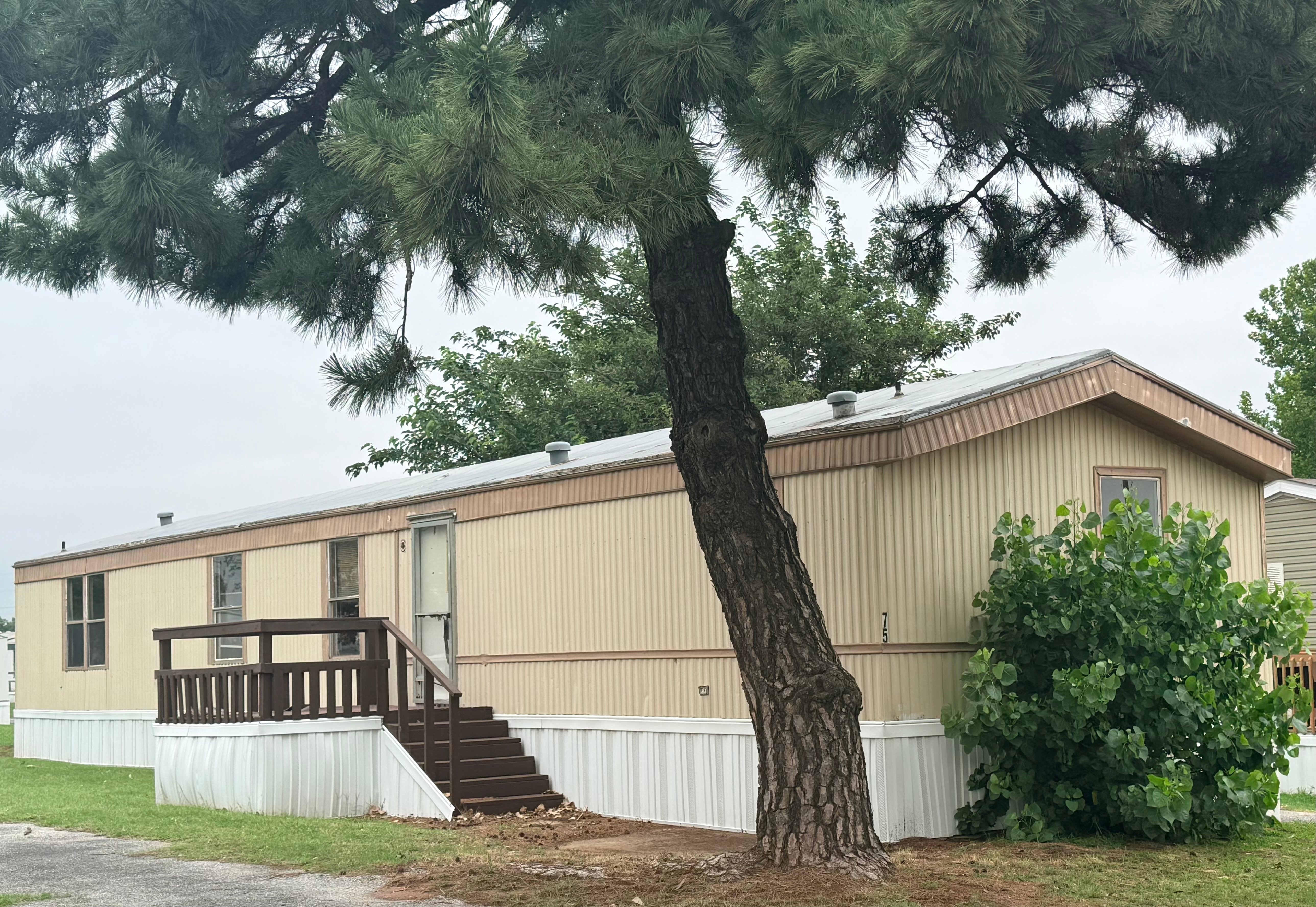 4800 S. Foster Rd., Oklahoma City, Oklahoma 73129, 3 Bedrooms Bedrooms, ,2 BathroomsBathrooms,Single Wide,For Sale,S. Foster Rd.,1372