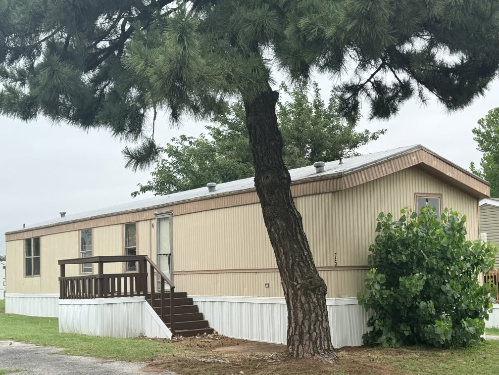 4800 S. Foster Rd., Oklahoma City, Oklahoma 73129, 3 Bedrooms Bedrooms, ,2 BathroomsBathrooms,Single Wide,For Sale,S. Foster Rd.,1372