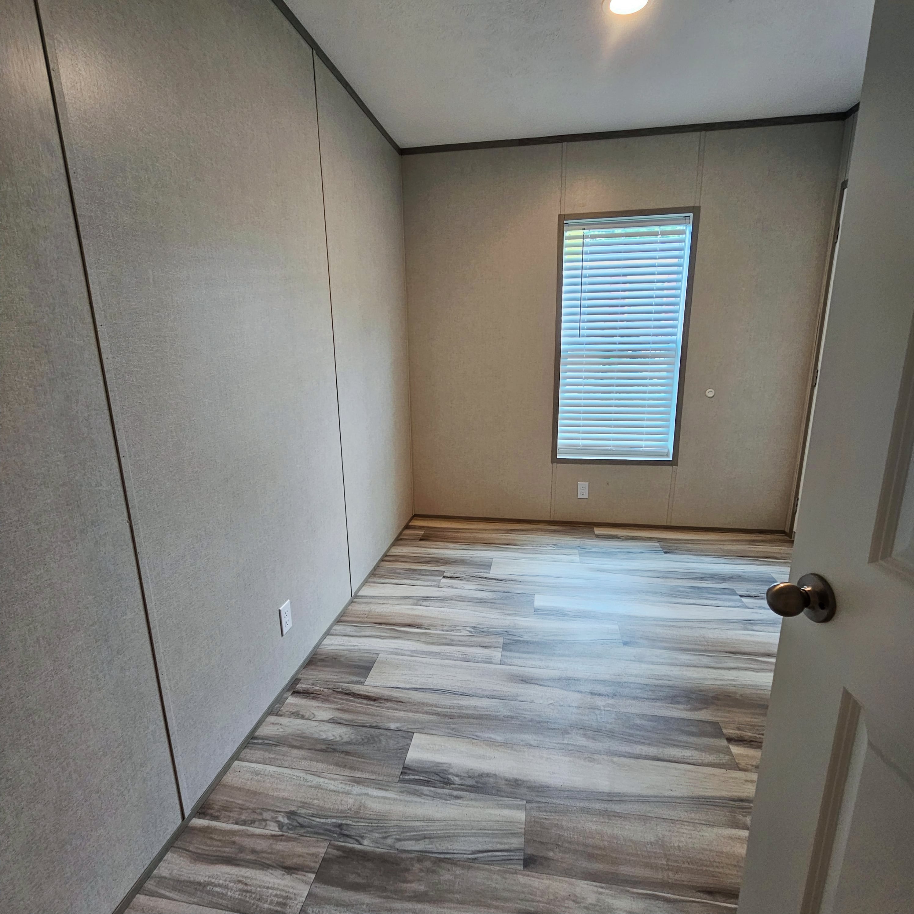 3700 28th Street, Sioux City, Iowa 51105, 3 Bedrooms Bedrooms, ,2 BathroomsBathrooms,Single Wide,For Sale,28th Street,1492