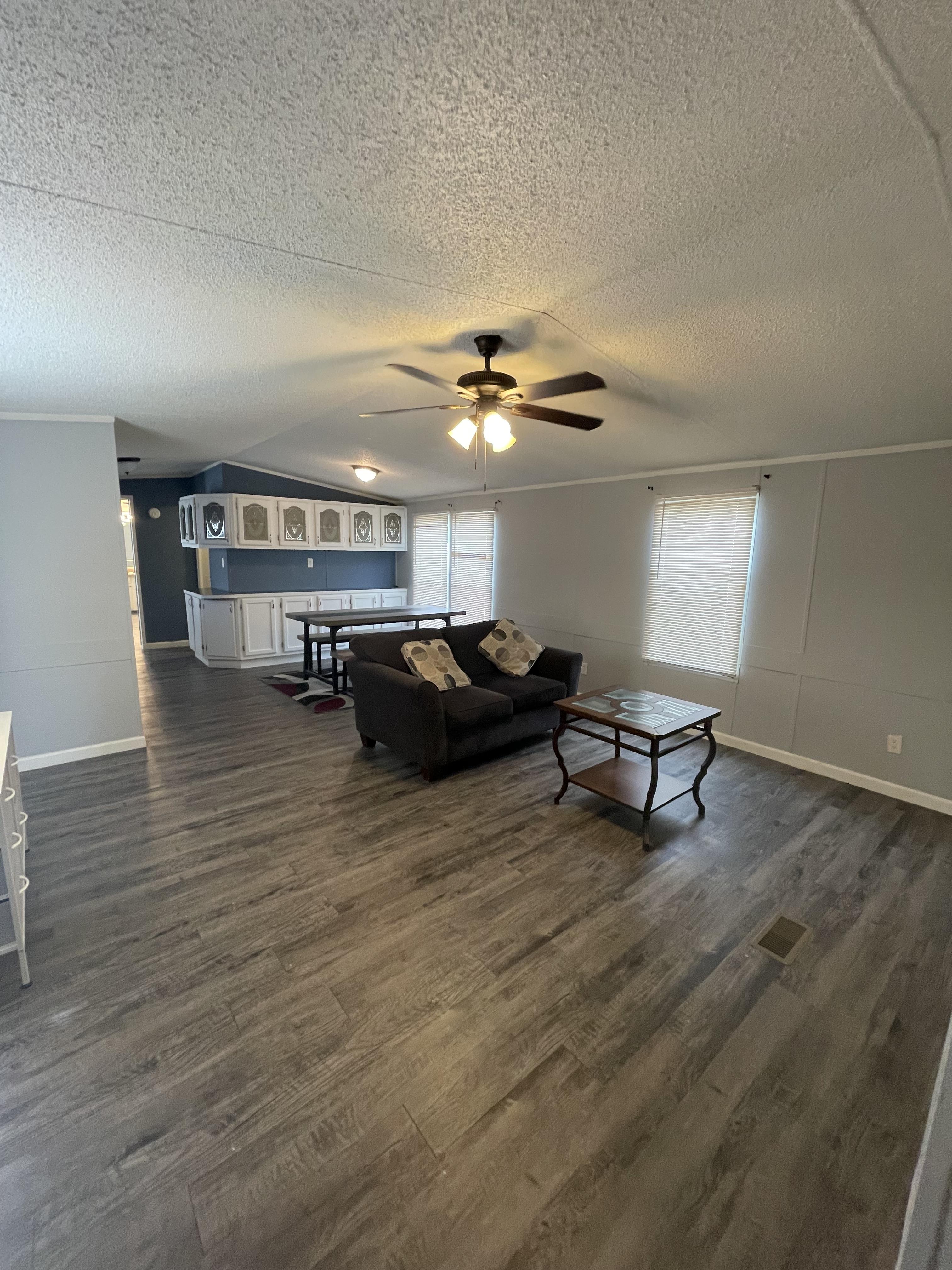 4800 S Foster Rd, Oklahoma City, Oklahoma 73129, 2 Bedrooms Bedrooms, ,2 BathroomsBathrooms,Single Wide,For Sale,S Foster Rd,1517