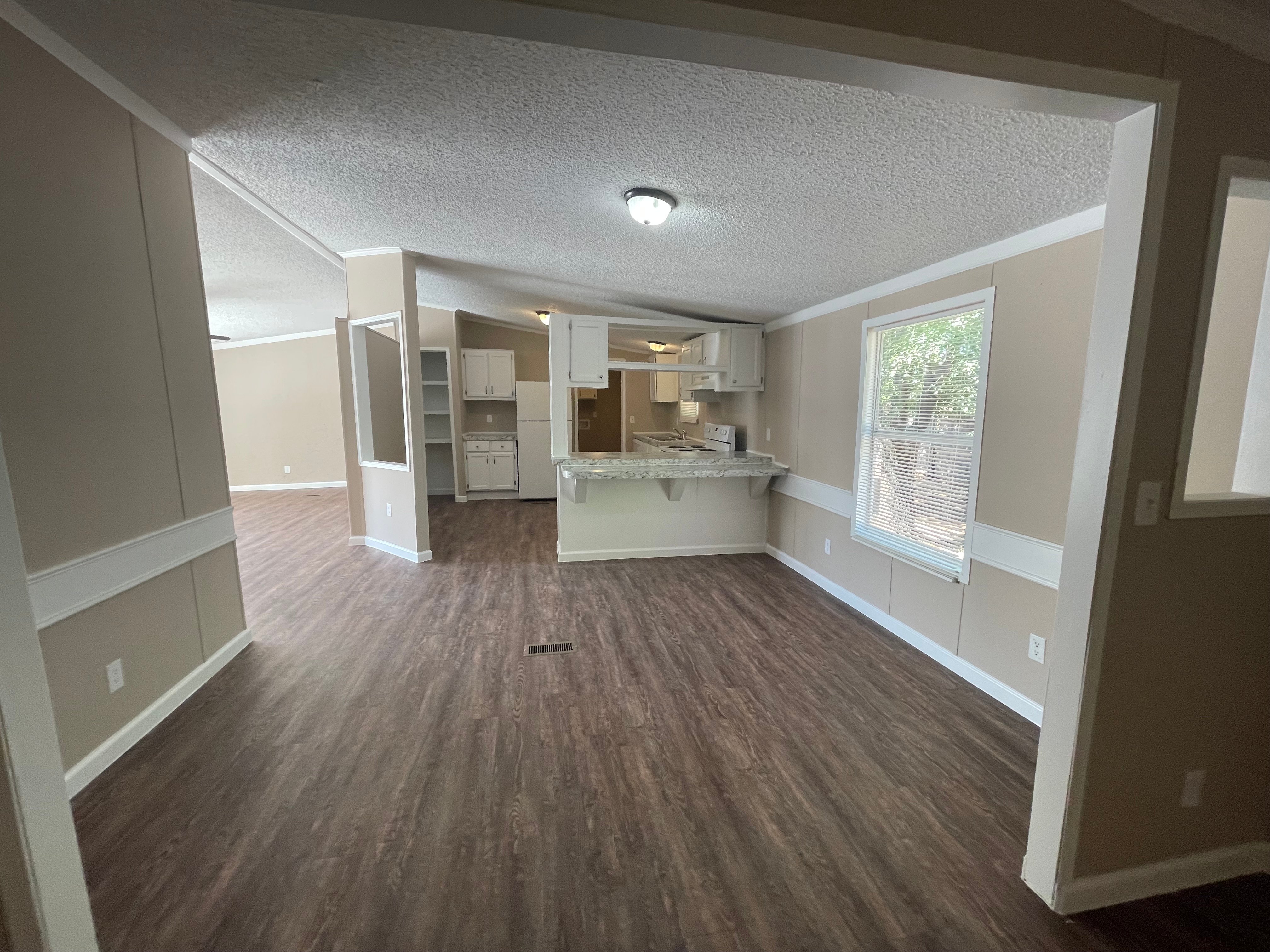 4800 S Foster Rd, Oklahoma City, Oklahoma 73129, 4 Bedrooms Bedrooms, ,2 BathroomsBathrooms,Single Wide,For Sale,S Foster Rd,1543