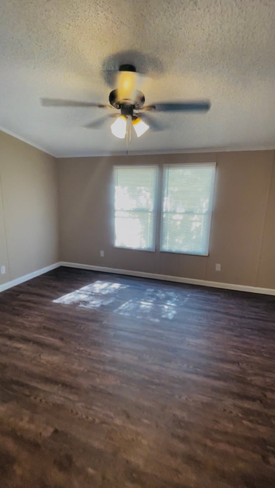 4800 S Foster Rd, Oklahoma City, Oklahoma 73129, 4 Bedrooms Bedrooms, ,2 BathroomsBathrooms,Single Wide,For Sale,S Foster Rd,1543