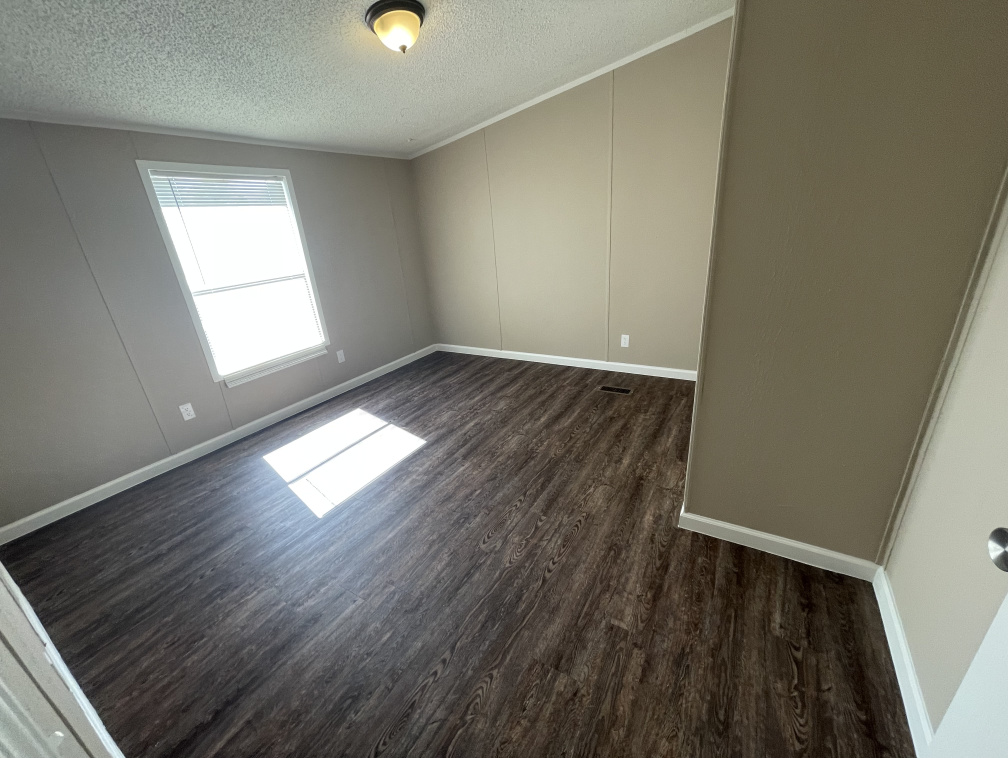 4800 S Foster Rd, Oklahoma City, Oklahoma 73129, 4 Bedrooms Bedrooms, ,2 BathroomsBathrooms,Single Wide,For Sale,S Foster Rd,1543