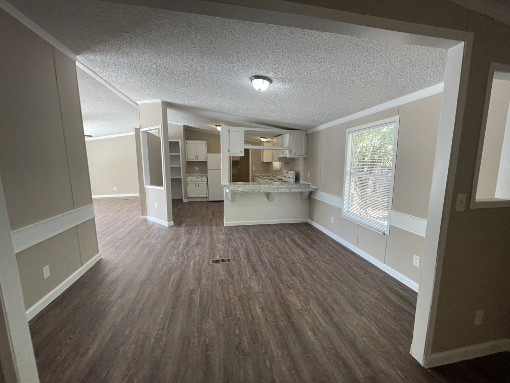 4800 S Foster Rd, Oklahoma City, Oklahoma 73129, 4 Bedrooms Bedrooms, ,2 BathroomsBathrooms,Single Wide,For Sale,S Foster Rd,1543